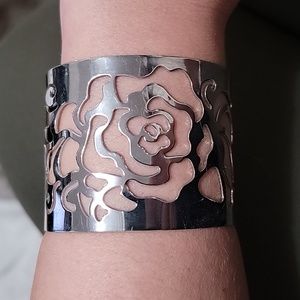Rose cut silver cuff